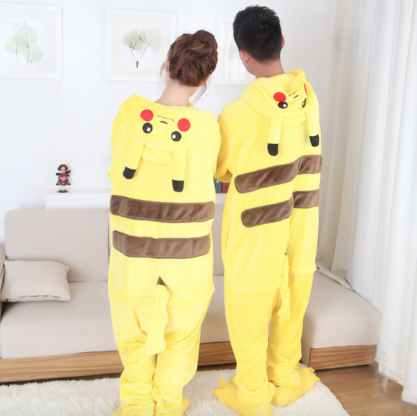 Onesie Pikachu Kostuum achterkant